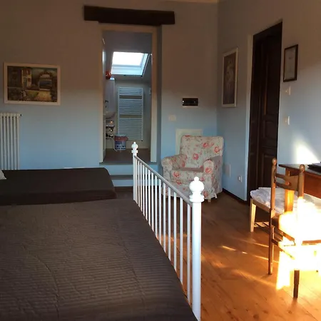 Quattro Gatti Bed & Breakfast Airasca